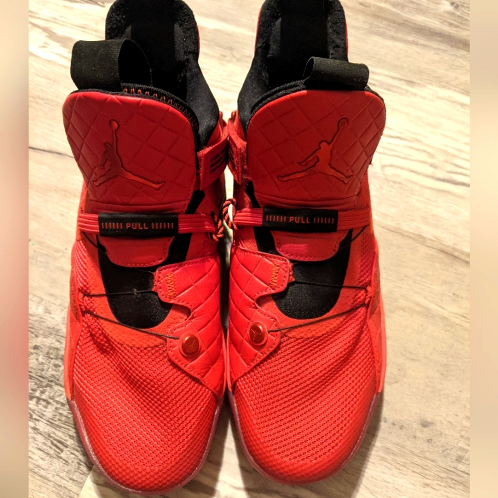 🩵 Air Jordan XXXIII (33)